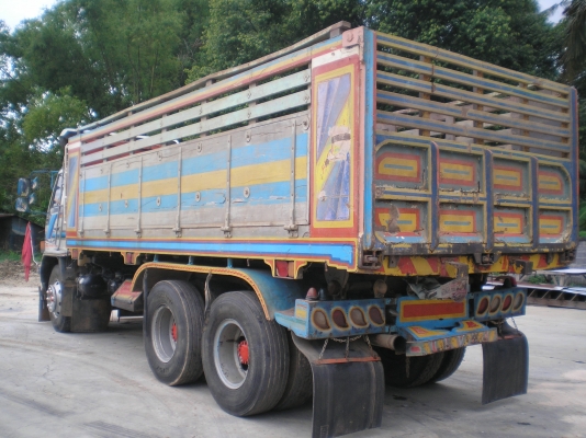 ขายสิบล้อสองเพลา ROCKY 175 ช่วงล่างใหญ่ ขายสิบล้อสองเพลา ROCKY 175 ช่วงล่างใหญ่