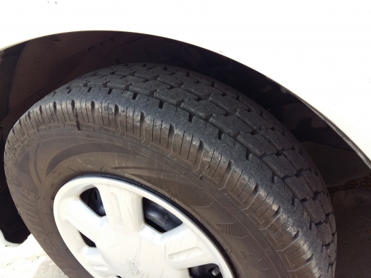 ขายISUZU Dragoneye cab 2.5sx รถเดิมมือเดียวป้ายแดง ปี2000