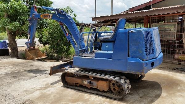 ขายด่วนรถเเม็คโครคูโบต้า KH-26เทียบเท่า PC30เคื่องคูโบต้า3สูบเก่าญี่ปุ่นแท้ไม่เคยใช้งานเมืองไทยเลยส่งให้ฟรีๆ