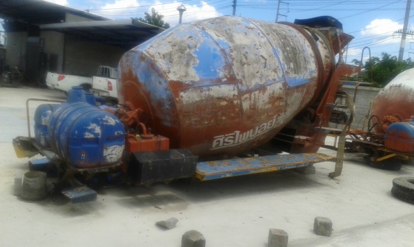 ขายชุดโม่ปูนของรถ 10 ล้อโม่ไดกิ้นขนาด 6 คิว อุปกรณ์ครบชุด ราคา 110000