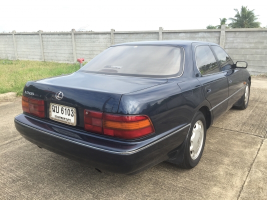 LEXUS  LS400 หน้าหลังเดิมๆ ระบบไฟฟ้าสมบูรณ์ ขายถูก