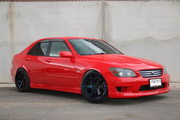 ขาย Lexus IS200 ปี2002 รถออกห้าง จดทะเบียนแบบ 32 สีแดงสด