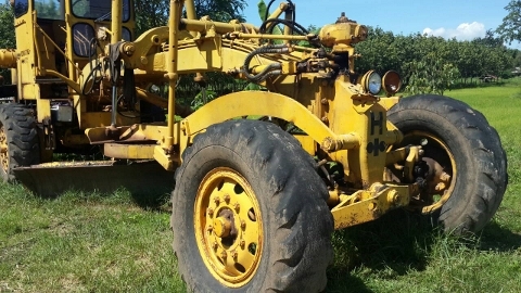 ขายรถเกรด Komatsu. gd 37