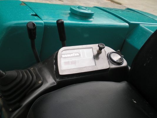 ขายแบคโฮ KOMATSU PC25-7 สภาพพร้อมใช้งาน