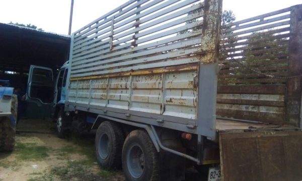 สิบล้อ. อีซูซุ 195 แรง เพาเดียว ช่วงยาว 6.20ม สวยพร้อมใช้งาน เล่มทะเบียนพร้อมโอน สิบล้อ. อีซูซุ 195 แรง เพาเดียว ช่วงยาว 6.20ม สวยพร้อมใช้งาน เล่มทะเบียนพร้อมโอน