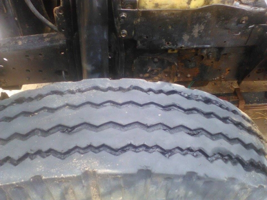 ขาย  รถ6ล้อ สภาพเดิมๆ  เครื่องยนต์110  ขายเอง ทะเบียนพร้อมโอน