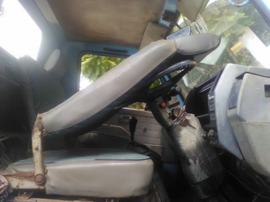 ขาย  รถ6ล้อ สภาพเดิมๆ  เครื่องยนต์110  ขายเอง ทะเบียนพร้อมโอน