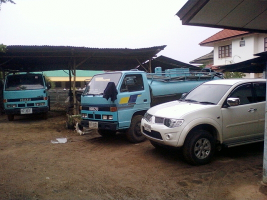 ขาย  รถ6ล้อ สภาพเดิมๆ  เครื่องยนต์110  ขายเอง ทะเบียนพร้อมโอน