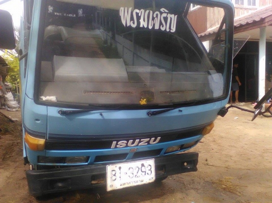 ขาย  รถ6ล้อ สภาพเดิมๆ  เครื่องยนต์110  ขายเอง ทะเบียนพร้อมโอน