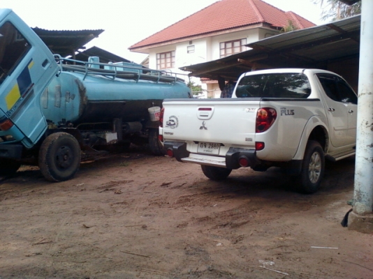 ขาย  รถ6ล้อ สภาพเดิมๆ  เครื่องยนต์110  ขายเอง ทะเบียนพร้อมโอน