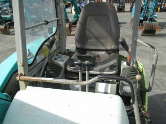 ขายรถขุด ยี่ห้อ YANMAR รุ่น B3-3 เทรดยางหุ้มเหล็ก รถสวย เก่านอกญี่ปุ่น ขายรถขุด ยี่ห้อ YANMAR รุ่น B3-3 เทรดยางหุ้มเหล็ก รถสวย เก่านอกญี่ปุ่น