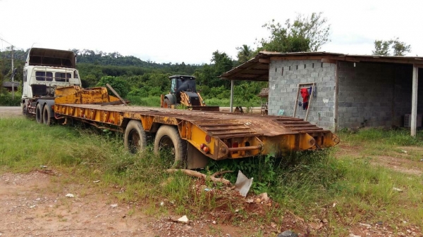 ขายหาง  โรเบส 2 เพลา.  ( ขายตามสภาพ. )    สนใจติดต่อ  081 - 6079515