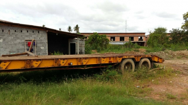 ขายหาง  โรเบส 2 เพลา.  ( ขายตามสภาพ. )    สนใจติดต่อ  081 - 6079515