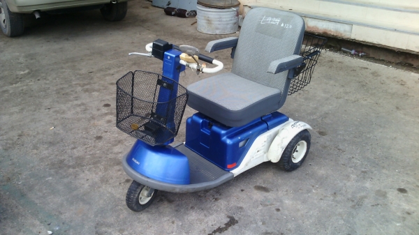 ขายรถไฟฟ้าสามล้อ ชูชูกิ นำเข้าจากญี่ปุ่น ขายรถไฟฟ้าสามล้อ ชูชูกิ นำเข้าจากญี่ปุ่น