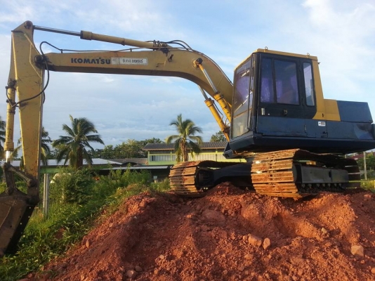 ขายแบ็คโค120-3 รถสวยมากใบ70รถมีแอร์พร้อมทำงานเอกสาาาาอินวอย์  รถอยุ่จราชบุรีครับ