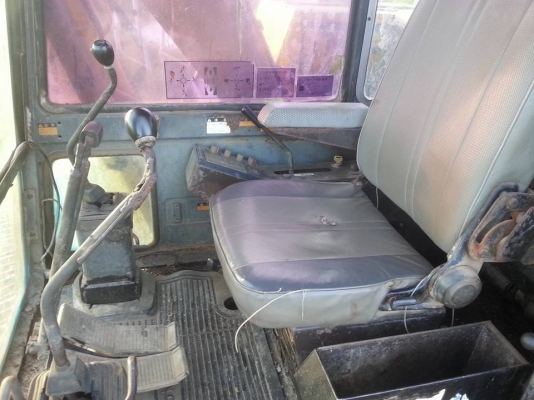 ขายแบ็คโค120-3 รถสวยมากใบ70รถมีแอร์พร้อมทำงานเอกสาาาาอินวอย์  รถอยุ่จราชบุรีครับ