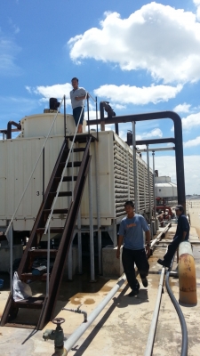 ขายคูลลิ่งสี่เหลื่ยมขนาด 200 ตันกว้าง 4 เมตรยาว 4 เมตรจำนวน 1 ชุดราคา80,000 บาทขนาด500 ตันกว้าง 4 เมตรยาว 10 เมตรราคา 160,000 บาท