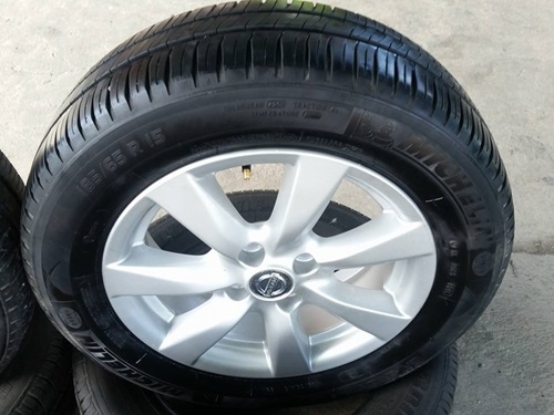 ขายล้อแม็กNISSAN ALMERA VL(รุ่นTOP) ยางปี0614 4 ล้อ ขายล้อแม็กNISSAN ALMERA VL(รุ่นTOP) ยางปี0614 4 ล้อ