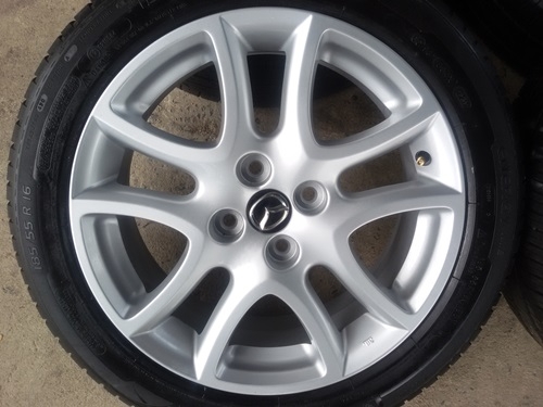 ขายล้อแม็กซ์ Mazda 2 Top16 ยาง185/55/16 ปี2212 4 ล้อ ขายล้อแม็กซ์ Mazda 2 Top16 ยาง185/55/16 ปี2212 4 ล้อ