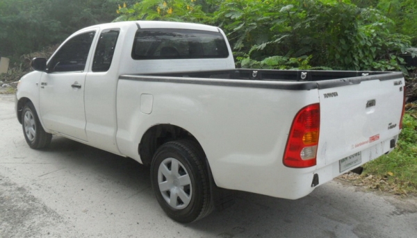 HILUX VEGO สภาพดี สีบางๆ HILUX VEGO สภาพดี สีบางๆ