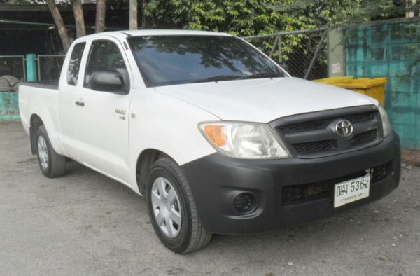 HILUX VEGO สภาพดี สีบางๆ HILUX VEGO สภาพดี สีบางๆ