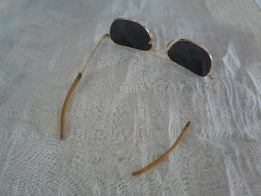 แว่นตาอเมริกันวินเทจ COMMAND/USA 23 K