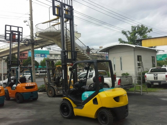 komatsu fd25-16ขนาด2.5ตัน เสาสูง4เมตร เกียร์ออร์โต้ เครื่องยนต์ดีเซล4D94LE 9xxxชั่วโมง ราคาต่อรองได้0816161541