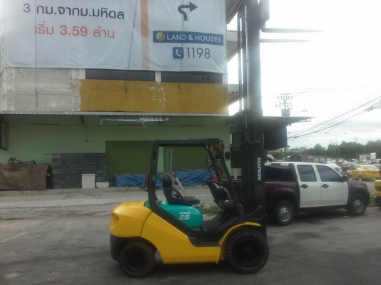 komatsu fd25-16ขนาด2.5ตัน เสาสูง4เมตร เกียร์ออร์โต้ เครื่องยนต์ดีเซล4D94LE 9xxxชั่วโมง ราคาต่อรองได้0816161541