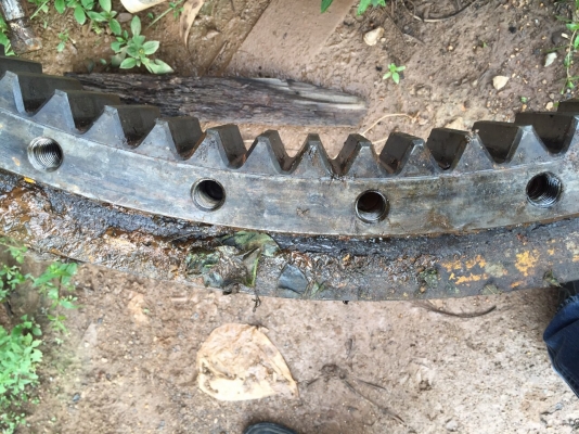 ขายเอวถอดออกจาก KOMATSU PC200-5 สนใจโทร 081-970-1072 ขายเอวถอดออกจาก KOMATSU PC200-5 สนใจโทร 081-970-1072