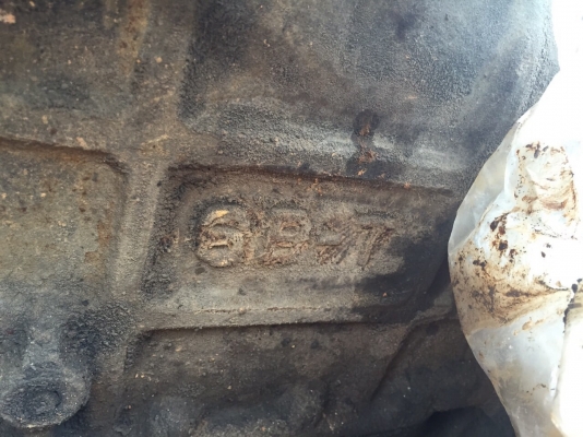 ขายเครื่องยนต์ถอดออกจาก KOMATSU PC200-5 เป็นเครื่อง ISUZU 6B-T เทอร์โบ สนใจโทร 081-970-1072