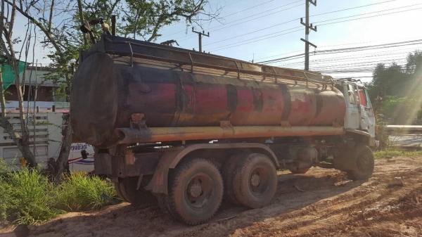 ขายรถบรรทุกน้ำ 16,000 ลิตร ROCKY 240 FXZ23NFY เครื่อง 6SD1 240 แรงม้า คัสซีสวยตลอดเส้น ช่วงล่างดี มีสโลว์กลาง เบรคทิฟฟี่ ทะเบียนเต็มพร้อมโอนครับ ขายรถบรรทุกน้ำ 16,000 ลิตร ROCKY 240 FXZ23NFY เครื่อง 6SD1 240 แรงม้า คัสซีสวยตลอดเส้น ช่วงล่างดี มีสโลว์กลาง เบรคทิฟฟี่ ทะเบียนเต็มพร้อมโอนครับ