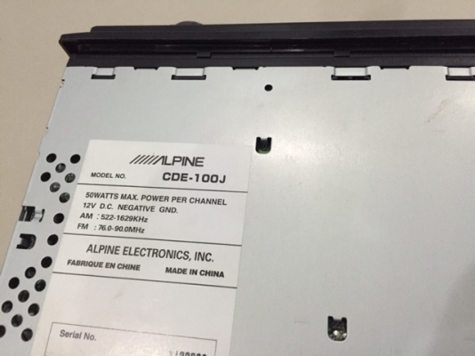 ขาย-วิทยู Alpine CDE-100J CD/MP3/WMA/ACC สภาพสวยมาก ใช้งานได้ปกติ 100\% เป็นมือสองญี่ปุ่นครับ ขาย-วิทยู Alpine CDE-100J CD/MP3/WMA/ACC สภาพสวยมาก ใช้งานได้ปกติ 100\% เป็นมือสองญี่ปุ่นครับ