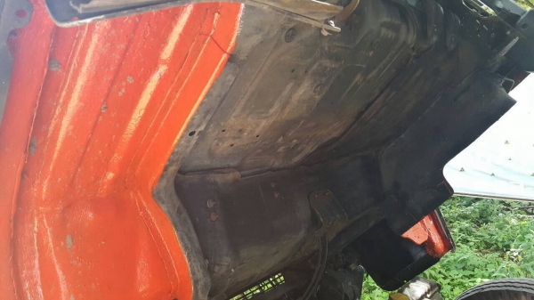 ขาย 6 ล้อ NPR ปี 33 คัสซีสวยตลอดเส้น เครื่องดีไม่หลวมไม่ไอ เฟืองท้าย F แต่งเกียร์สั้นแล้ว คอกสวยพร้อมบรรทุก ทะเบียนพร้อมโอน