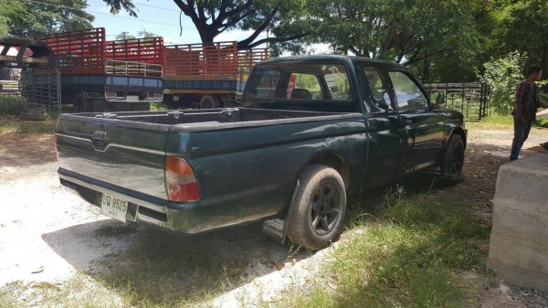 ขายกระบะ MITSU ปี 39 เครื่องดี คัสซีสวยตลอดเส้น แอร์ พาวเวอร์ ทะเบียนพร้อมโอนครับ