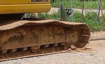 **1,350,000 บ.ต่อรอง/// แบคโฮ KOMATSU PC200-7 อินวอย **ขาย KOMATSU PC200 รุ่น7 แบคโฮ สภาพสวย พร้อมใช้ ราคาเบา HYD.EXCAVATOR KOMATSU PC200-7 เครื่องเดิม ปั้มเดิม ไฟฟ้าเต็ม ใช้งาน 17,xxx ชม. เครื่อง CUMMINS -6สูบ เครื่องดี แน่น แรง ปั้มดี แรง ทำงานดี เร็วดี