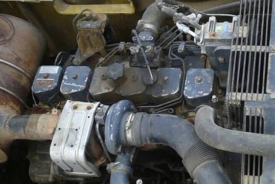 **1,350,000 บ.ต่อรอง/// แบคโฮ KOMATSU PC200-7 อินวอย **ขาย KOMATSU PC200 รุ่น7 แบคโฮ สภาพสวย พร้อมใช้ ราคาเบา HYD.EXCAVATOR KOMATSU PC200-7 เครื่องเดิม ปั้มเดิม ไฟฟ้าเต็ม ใช้งาน 17,xxx ชม. เครื่อง CUMMINS -6สูบ เครื่องดี แน่น แรง ปั้มดี แรง ทำงานดี เร็วดี