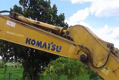 **1,350,000 บ.ต่อรอง/// แบคโฮ KOMATSU PC200-7 อินวอย **ขาย KOMATSU PC200 รุ่น7 แบคโฮ สภาพสวย พร้อมใช้ ราคาเบา HYD.EXCAVATOR KOMATSU PC200-7 เครื่องเดิม ปั้มเดิม ไฟฟ้าเต็ม ใช้งาน 17,xxx ชม. เครื่อง CUMMINS -6สูบ เครื่องดี แน่น แรง ปั้มดี แรง ทำงานดี เร็วดี