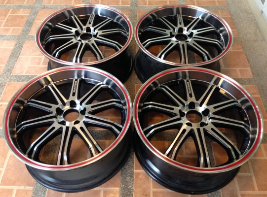 ล้อแนว VIP ขอบ18 5รู114 กว้าง 8นิ้ว off +42 สภาพสวย ไม่มีซ่อม