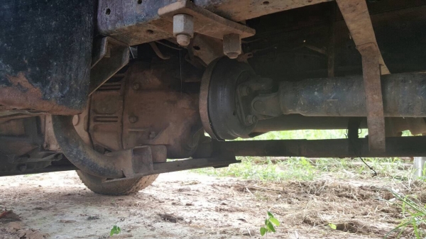 ขาย 6 ล้อ NISSAN เครื่อง 100 แรง คัสซีสวย ทะเบียนเต็มพร้อมโอน ราคาคุยกันได้ครับ