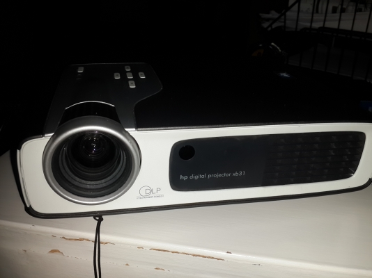 เครื่องฉาย โปรเจคเตอร์ เครื่องฉาย โปรเจคเตอร์