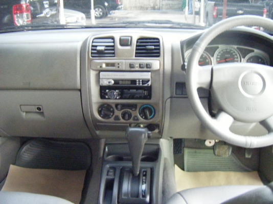 ISUZU RODEO 3.0 LS TURBO 4WD XENON 4ประตู เครื่องคอมมอลลเรว ISUZU RODEO 3.0 LS TURBO 4WD XENON 4ประตู เครื่องคอมมอลลเรว