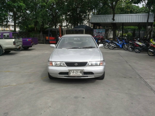 ขายนิสสัน ซันนี่ เครื่อง1.5 เกียร์ออโต้ ติดแก๊ส รถพร้อมใช้
