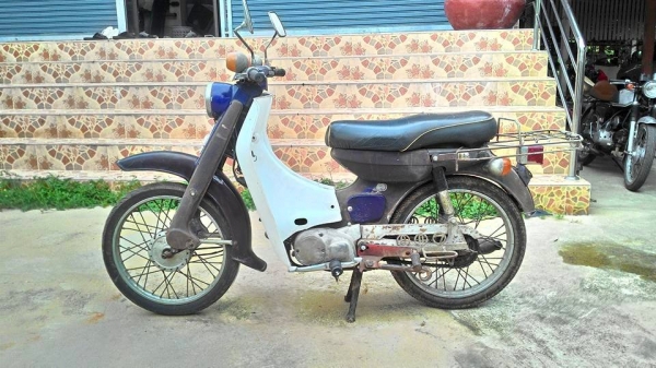 Yamaha u5 ไฟตกสองจังหวะ รถผมสะสมไว้หายาก ขาย9000