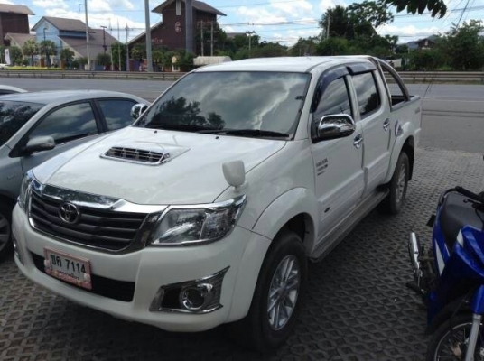 โตโยต้า วีโก้แชมป์ 4ประตู 3.0G 4WD 2013 สีขาว หลุดจำนำราคา 330,000 บาท