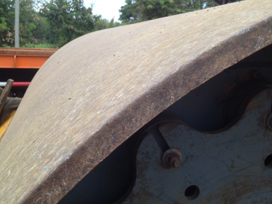 ขายรถบดสั่นสะเทือน  10 ตัน