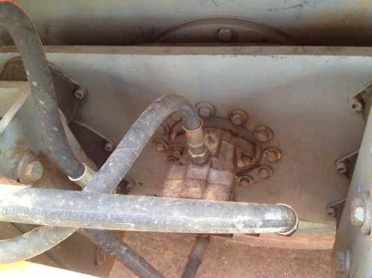 ขายรถบดสั่นสะเทือน  10 ตัน