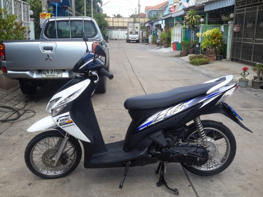 ขายฮอนด้าคลิกสตาร์ทมือติดง่าย