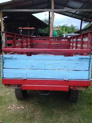 รถอีแต๋น