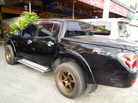 ขายดาวน์ เหลือ14งวด 9716บาท หรือตัดสด  มิตซูบิชิ ไทรตัน สี่ประตู สภาพสวย