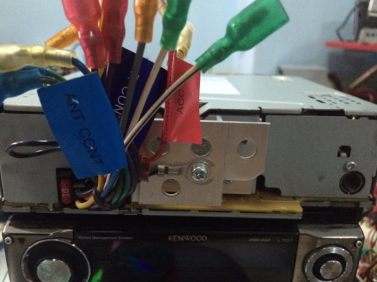 KENWOOD E242 MP3 CD AUX เพาเวอร์50*4 ไม่มีปรีเอ้า สภาพสวย มือ2 ญี่ปุ่น KENWOOD E242 MP3 CD AUX เพาเวอร์50*4 ไม่มีปรีเอ้า สภาพสวย มือ2 ญี่ปุ่น